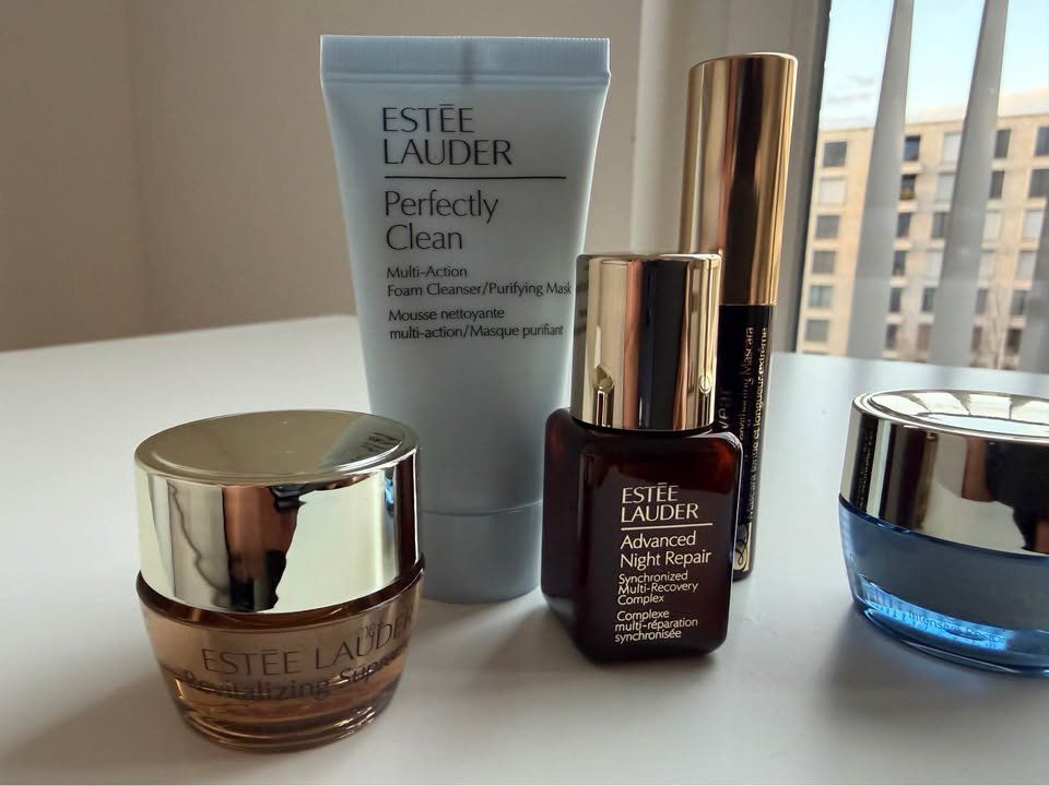 Estée Lauder Cura del viso: Kosmetik Lauder 5er Set – Nuovo e nell'imballaggio originale da Dänikon ZH venduto da tug_m9b6 2