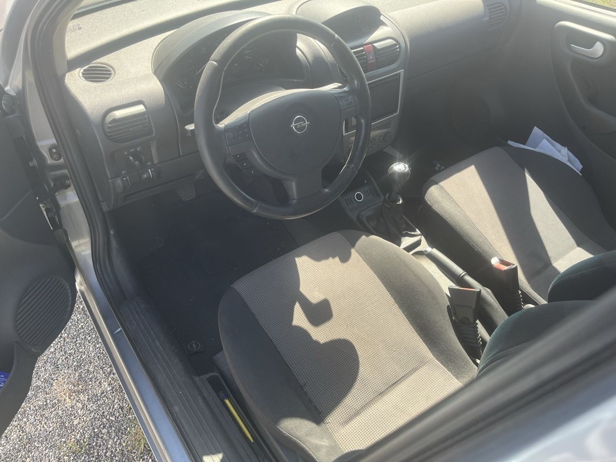 Opel Automobili: Opel Corsa C defekt  – Difettoso da Unterentfelden venduto da StuntmanDave 3