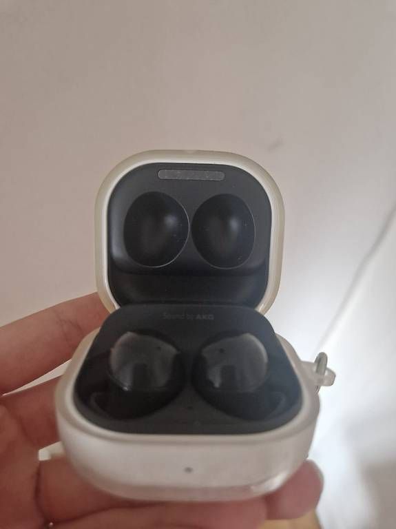 Casques audio:  Ecouteurs galaxy Buds  – D'occasion à Palézieux-Village par oce_yc95 3