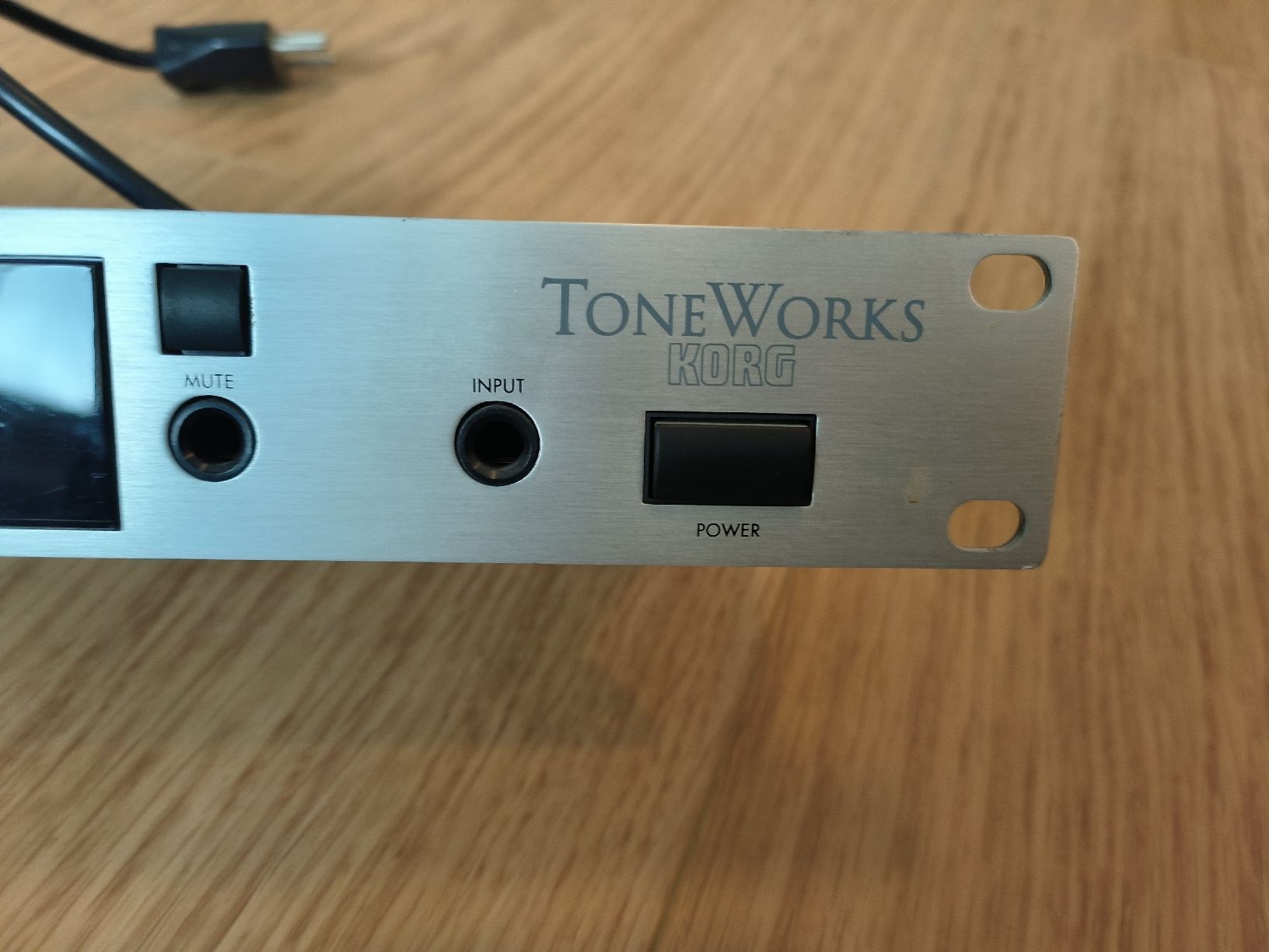 Korg Instruments de musique: Korg DTR-2 Stimmgerät Tuner – D'occasion à Thun par soundwg 1