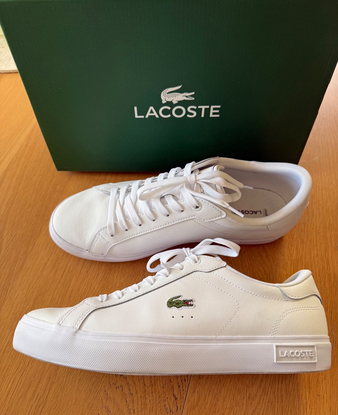 Lacoste Scarpe da uomo: Lacoste Sneakers Neu Gr. 42 – Usato da Pratteln venduto da e-mare 2