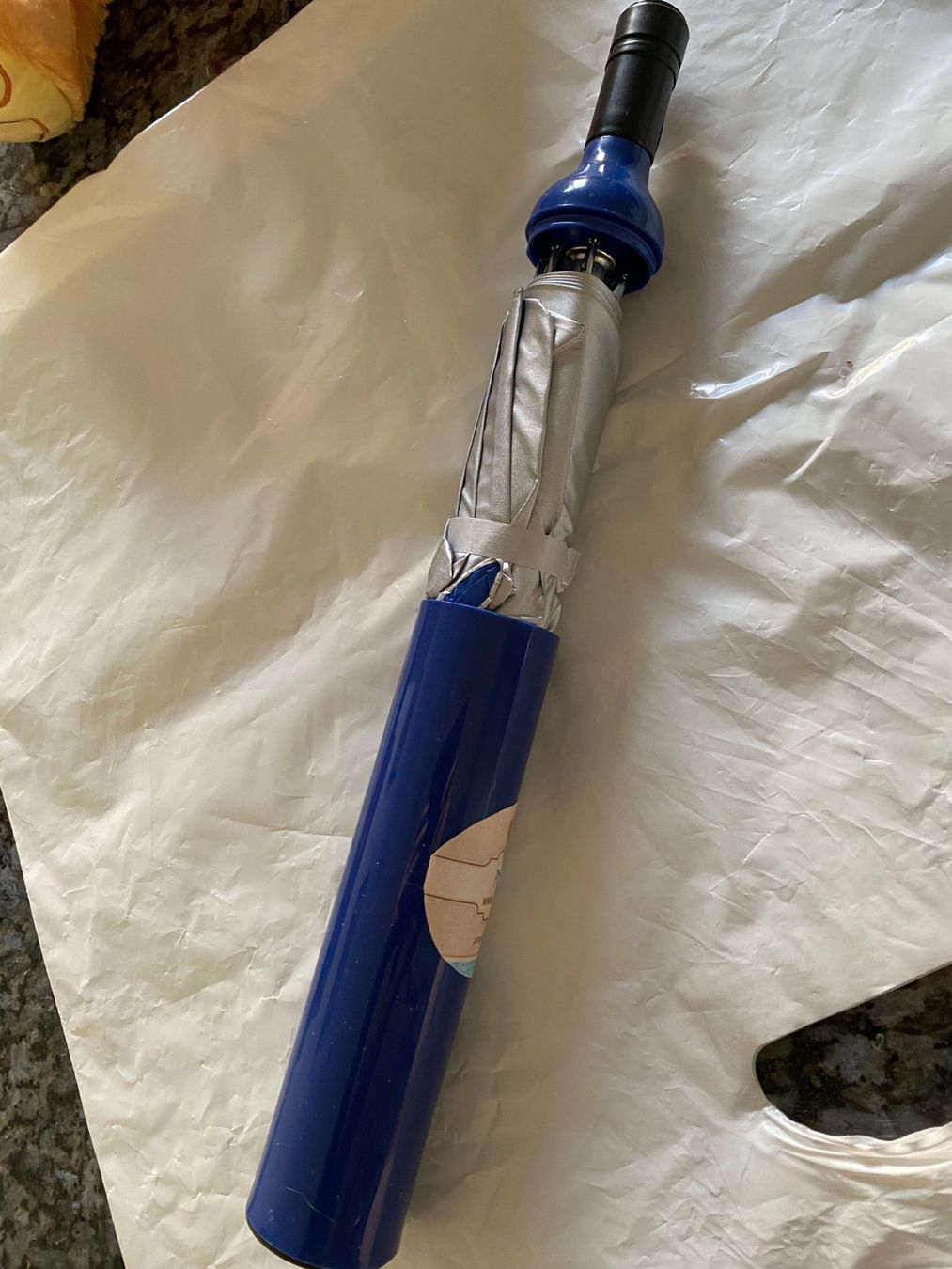 Regenschirme: PimPart Regenschirm - Weinflasche – Neu und originalverpackt aus Allenwinden von Obalu 1