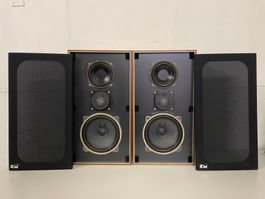 enceintes actives (amplifiées) de Korn & Macway. KM 40