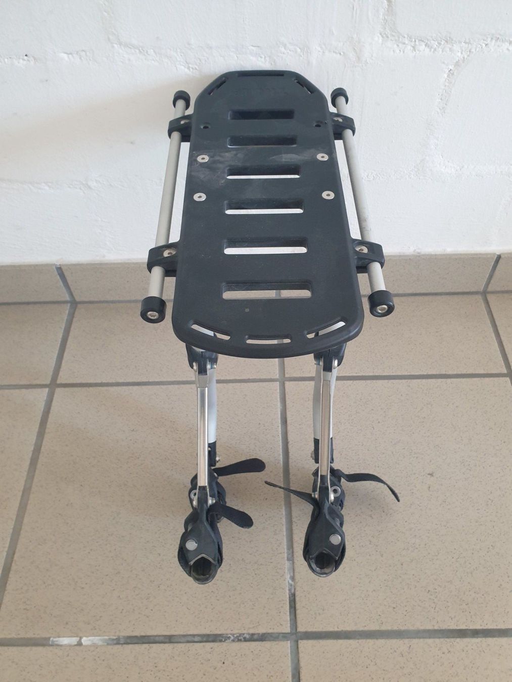 Thule Pièces détachées: Fahrrad-Gepäckträger Thule – D'occasion à Uznach par marlenegebert 1