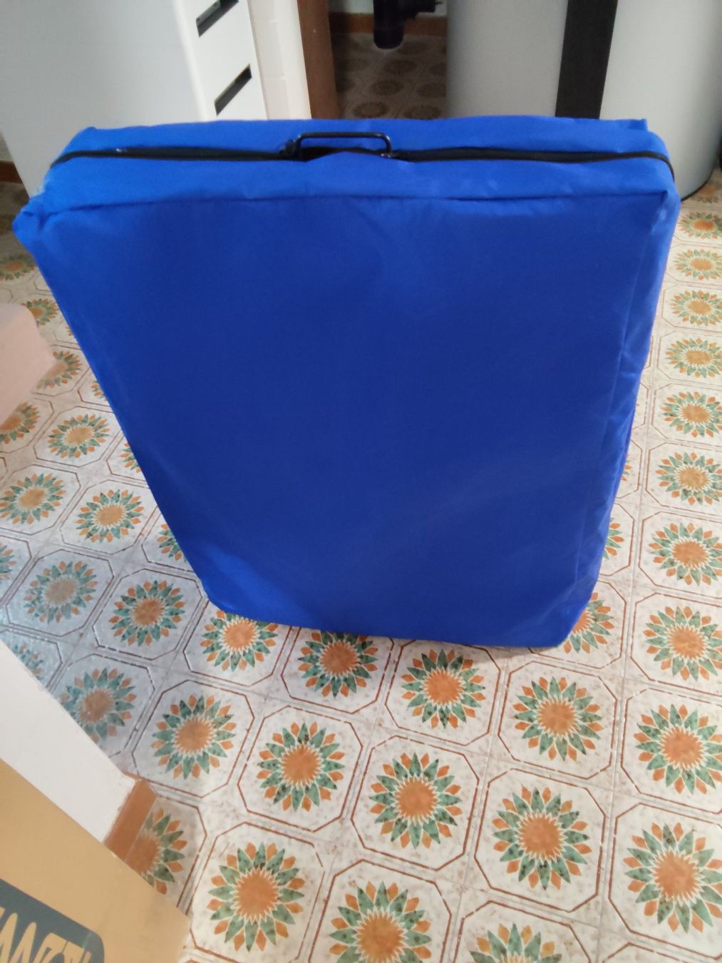 Tische: Table massage 70 cm x 210 cm – Gebraucht aus Biel/Bienne von Zead_09 5