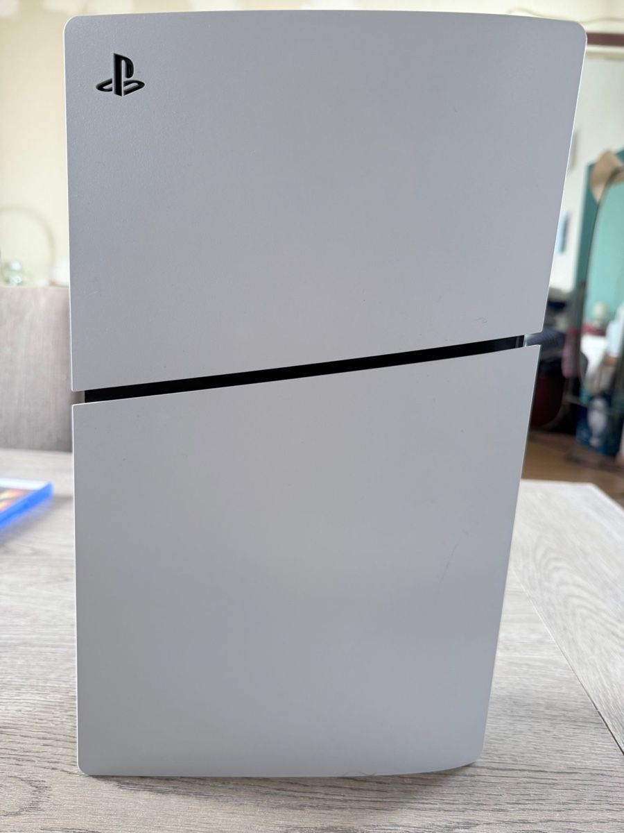 Sony Console: Console PS5 +Disk  – Nuovo (secondo la descrizione) da Vacallo venduto da Mo-ro12 4