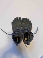 Vibram FiveFingers Barefoot Shoes Size 39