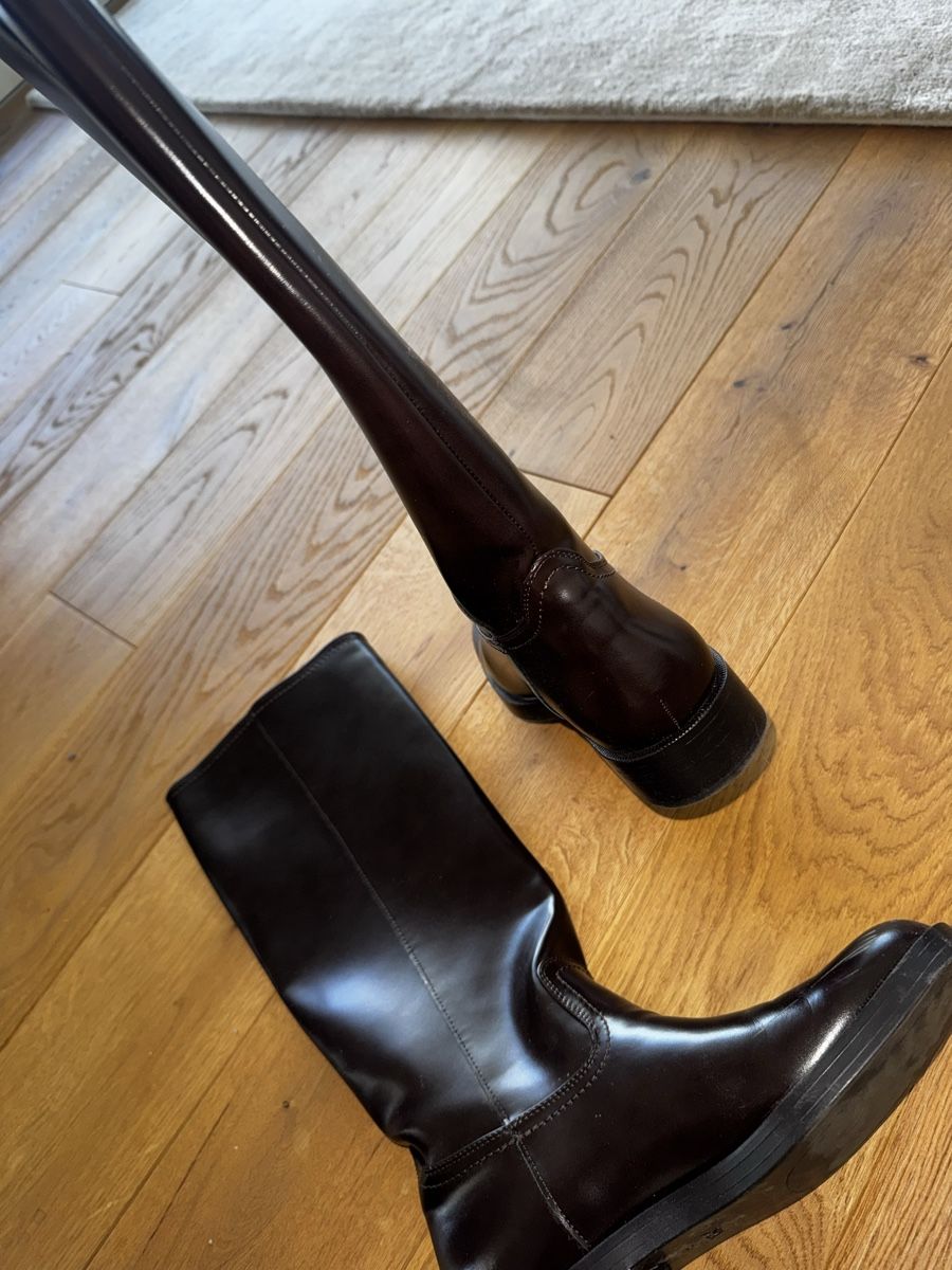 Zara Chaussures femmes: Stiefel dunkelbraun Kunstleder – D'occasion à Schaan par kri_tsw8 5