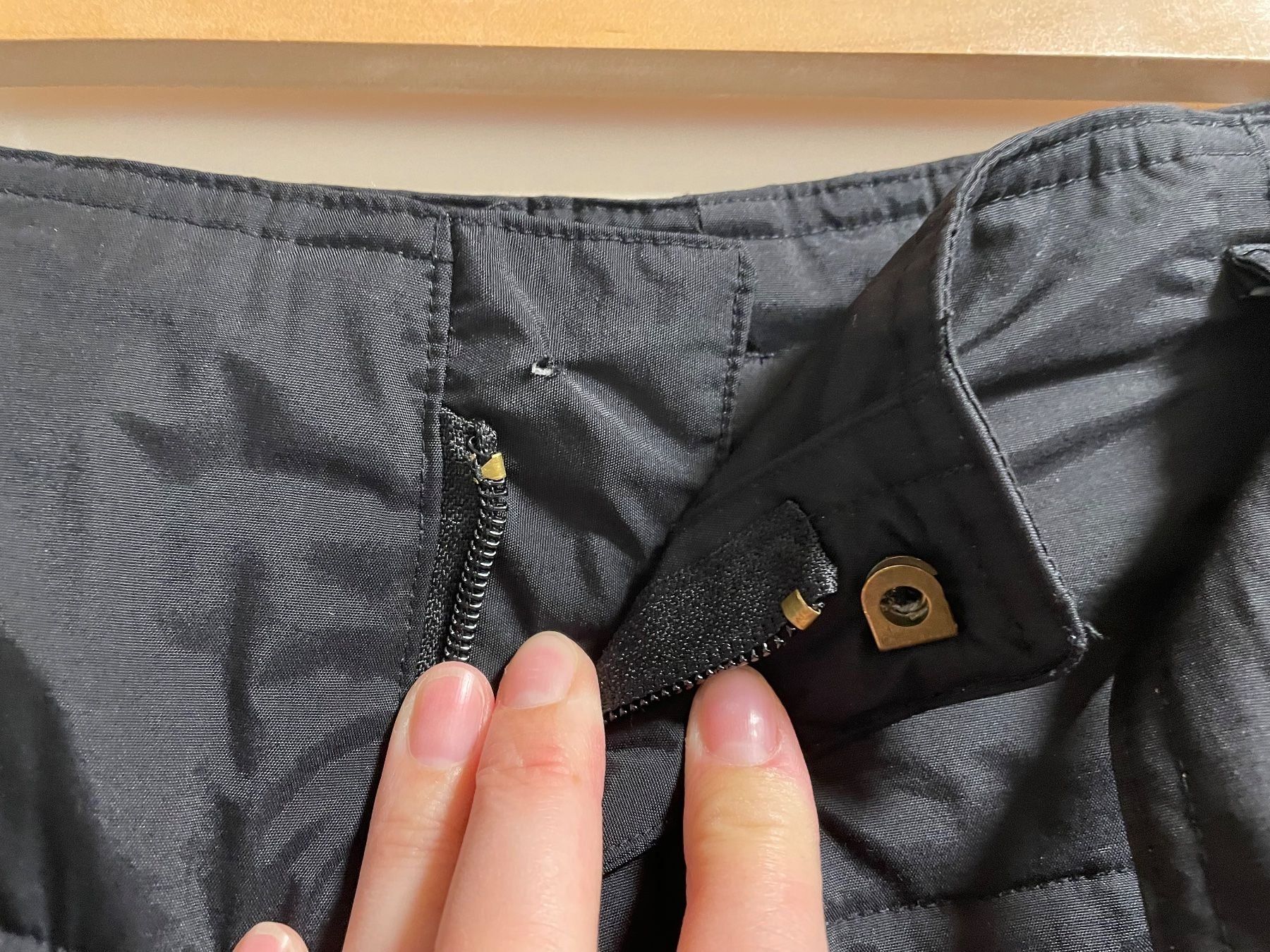Hosen: Skihose serac Gr. 58 - gut & günstig – Gebraucht aus Siebnen von MarenSchweiz 2