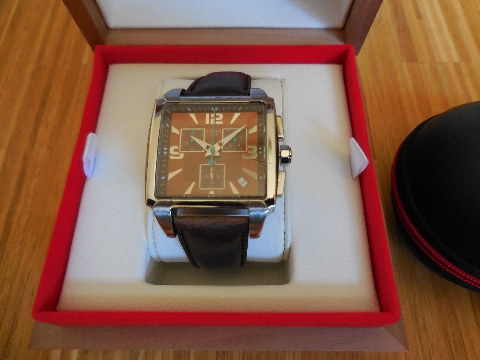 Tissot Orologi: TISSOT Uhr Quadrato – Nuovo e nell'imballaggio originale da Waldstatt venduto da 37bernhard79 1