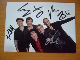 DIE TOTENHOSEN  HANDSIGNIERT TOP AK !