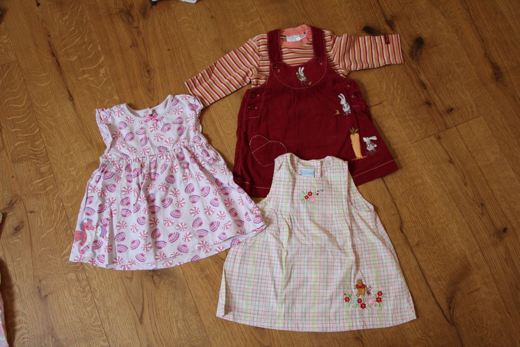 Kleiderpakete & -sets: Kleiderpaket, Mädchen, Grösse 62 und 68 – Gebraucht aus Heiligkreuz (Mels) von PascalWa 1