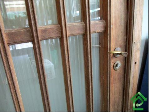 Türen: Gebrauchte Eingangstür mit Fenster – Gebraucht aus Riedtwil von wiederverwendung 2