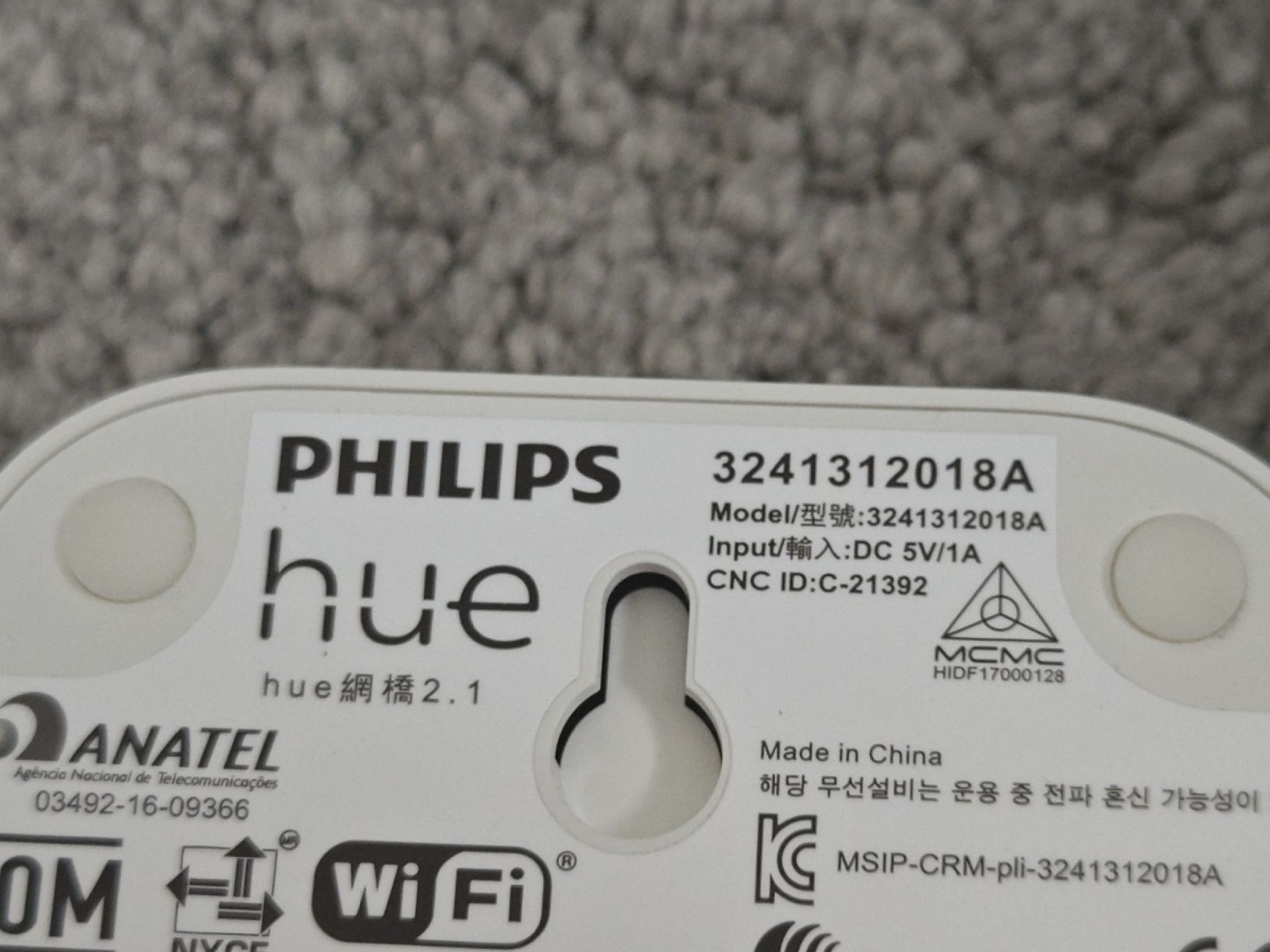 Philips Hub & Switch: Philips Hue Bridge 2.1 – Usato da Balsthal venduto da tudorf 1
