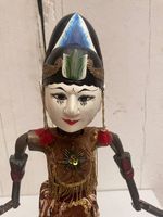 11 wunderschöne indonesische Stabpuppen Wayang Golek