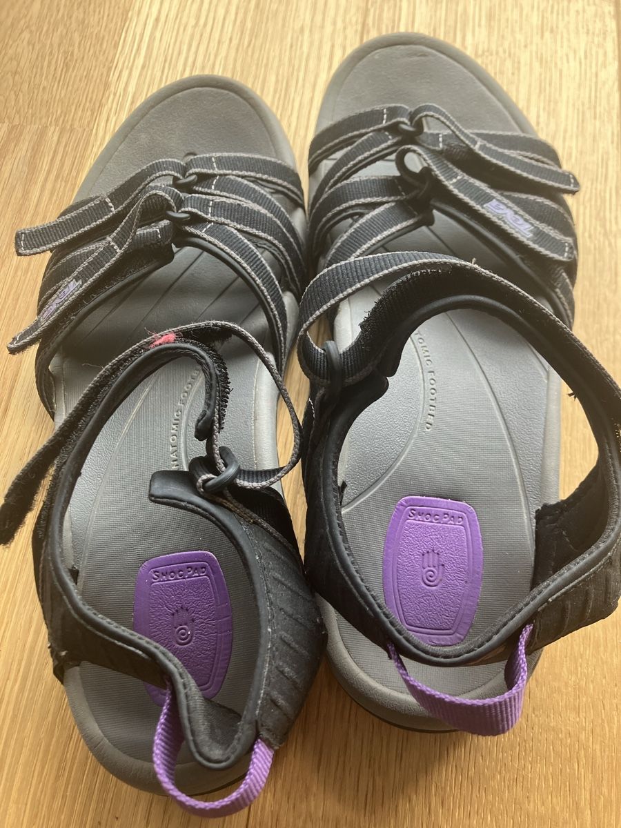 Teva Damenschuhe: Teva Sandale Damen Gr.42 – Gebraucht aus Wangen b. Olten von nad_gg7s 1
