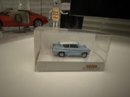 Ford Anglia hellblau/weiss in OVP H0 19330