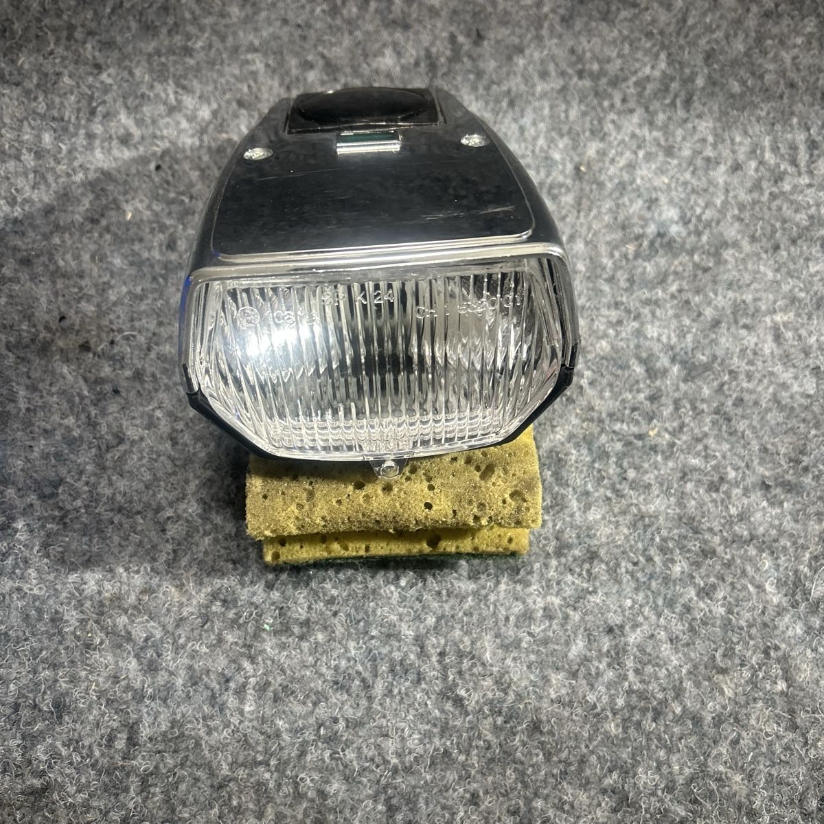 Puch Mofa-Ersatzteile: Lampe Puch maxi – Gebraucht aus Biel/Bienne von InterEngine