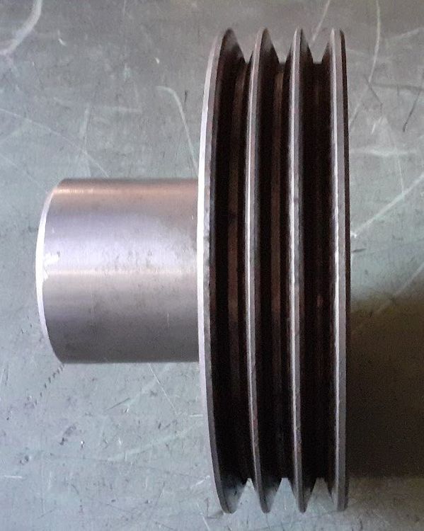 STIHL Keilriemenscheibe kpl. (EMAK) geschraubt (OEM 6170-700-2531) main image 1
