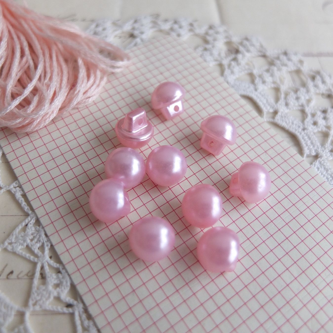 Bottoni: 10 Knöpfe boutons Perlen perle Shabby hellrosa rose bouton – Nuovo (secondo la descrizione) da Meyrin venduto da laservette99