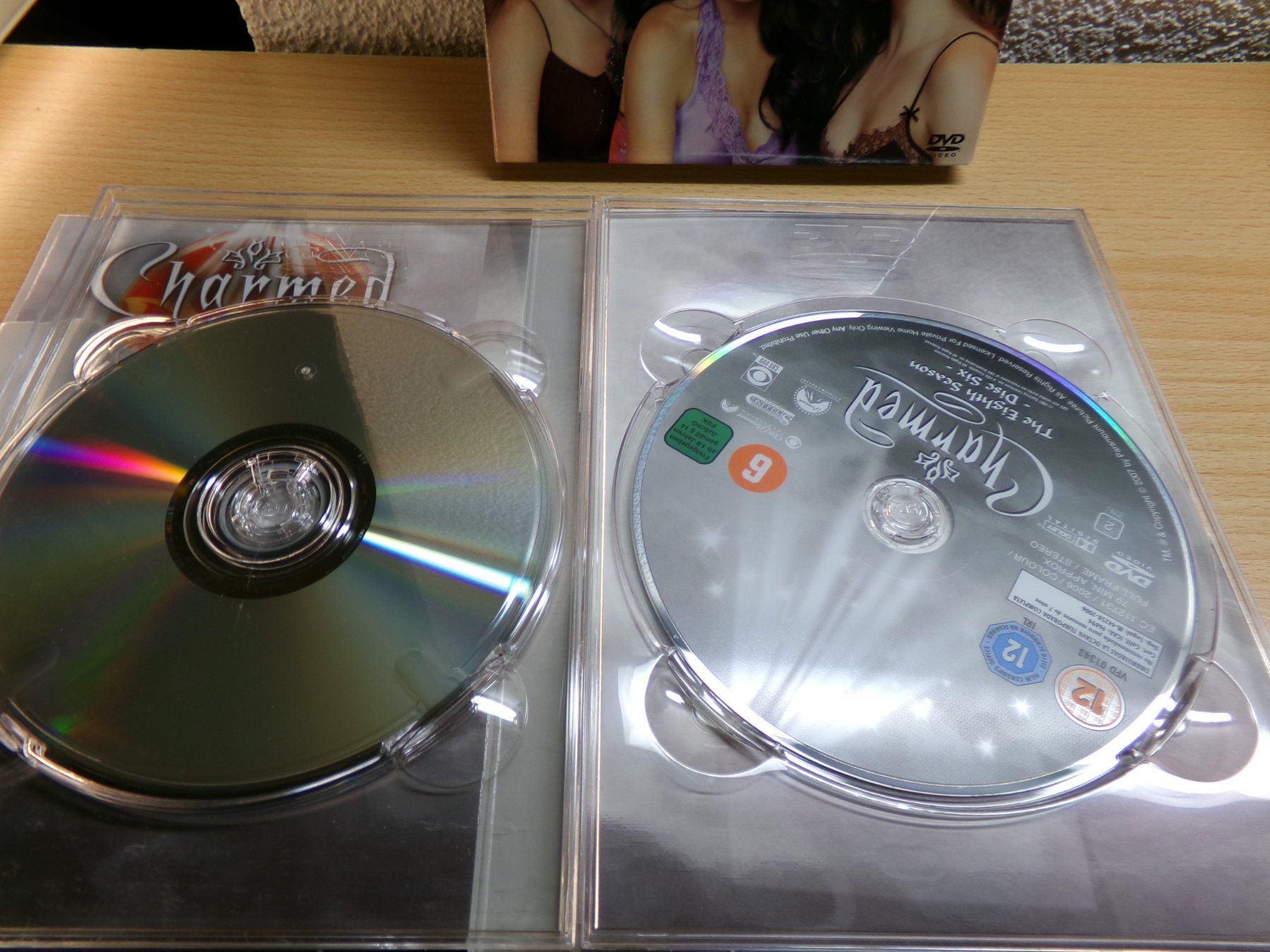 Alle DVDs: Charmed Staffel 8.2 – Gebraucht aus Hombrechtikon von Maloev17 4