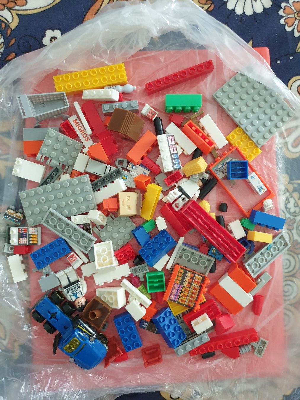 Lego Spielzeuge: Bausteine – Gebraucht aus Wettingen von fis_lg9z
