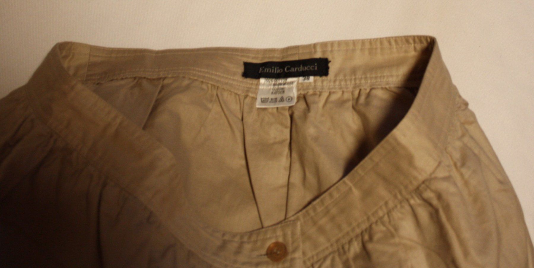 Gonne: Jupe Rock EMILLIO CARDUCCI beige Gr. 38 – Usato da Flüelen venduto da Diversicum-Vintage 7