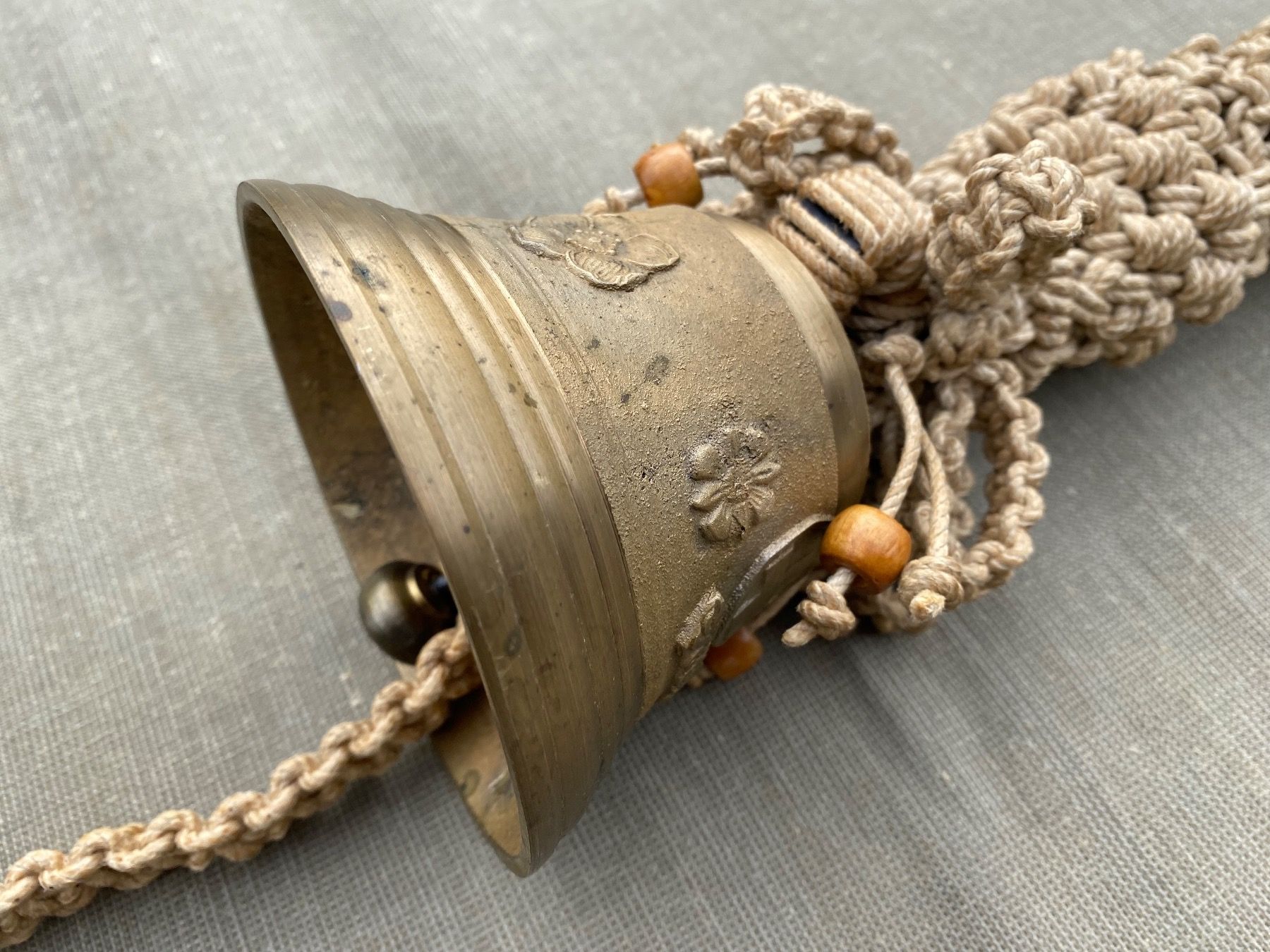 Glocken & Treicheln: schöne Türglocke / Hausglocke – Gebraucht aus Feldbach von Olive1 6