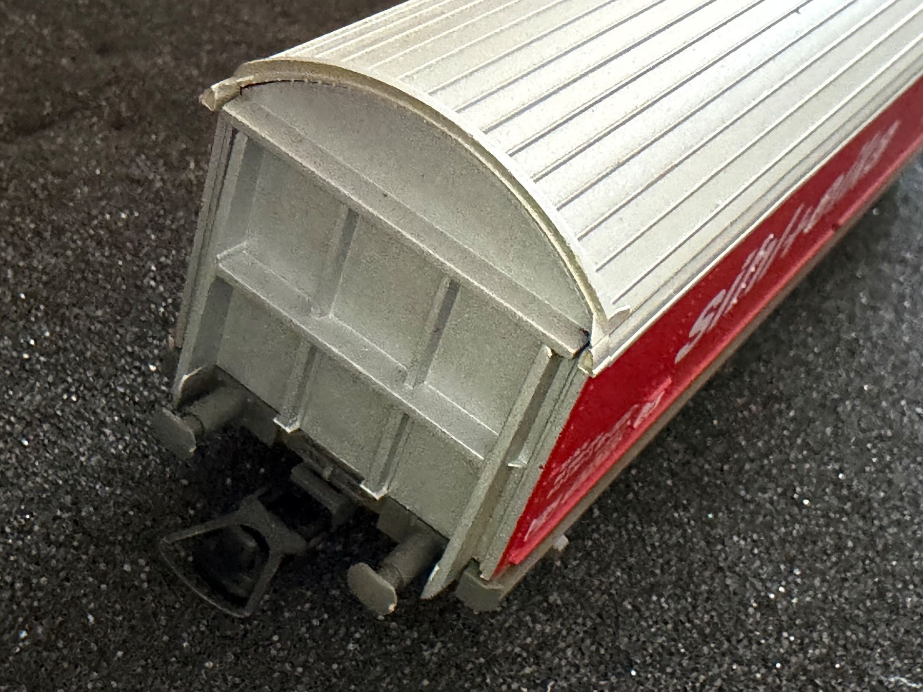Modellini di ferrovie: Sihl+Eika Papier Modellbahn Waggon Spur H0 – Usato da Duggingen venduto da Ysvogel 1
