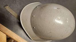 Militärhelm Stahlhelm Vintage