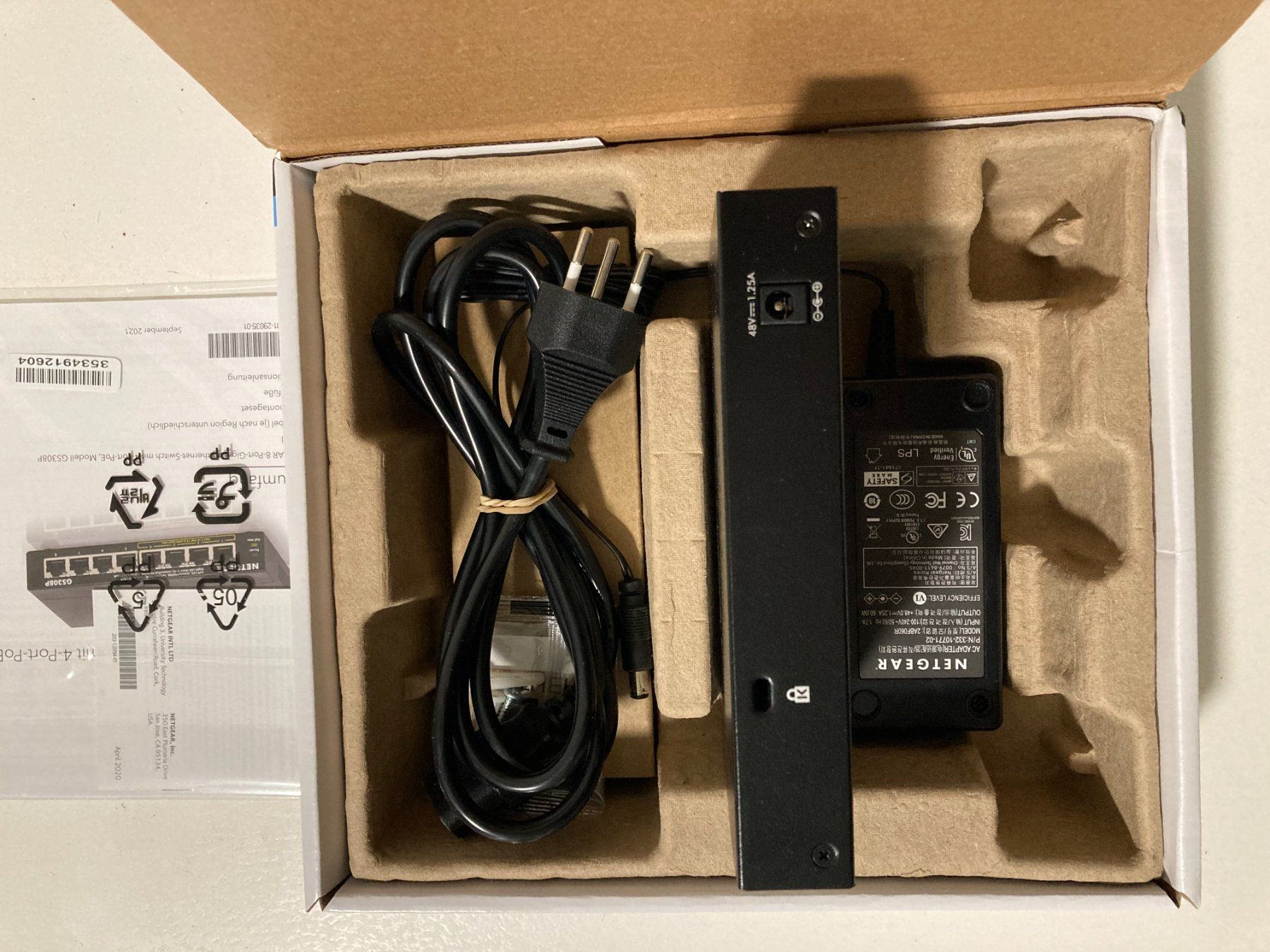 Netgear Hub & Switch: NETGEAR SWITCH GS308P – Usato da Hinterkappelen venduto da deev 1