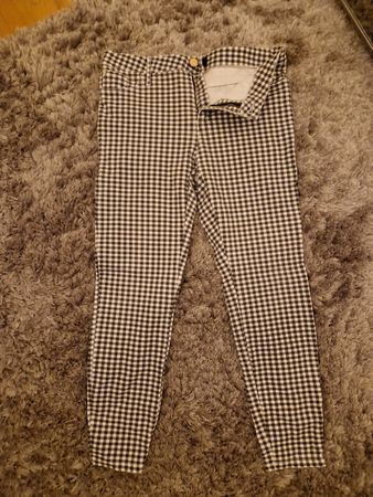 Sehr bequeme Hosen-Legins kariert in M