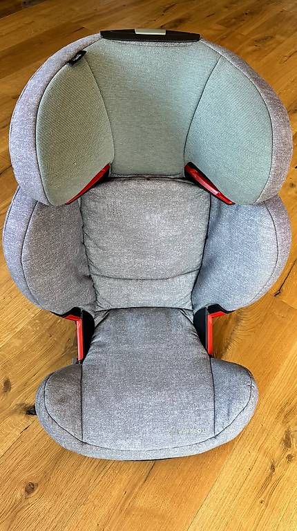 Seggiolini per auto: Maxi - Cosi – Usato da Lichtensteig venduto da Schwunghead