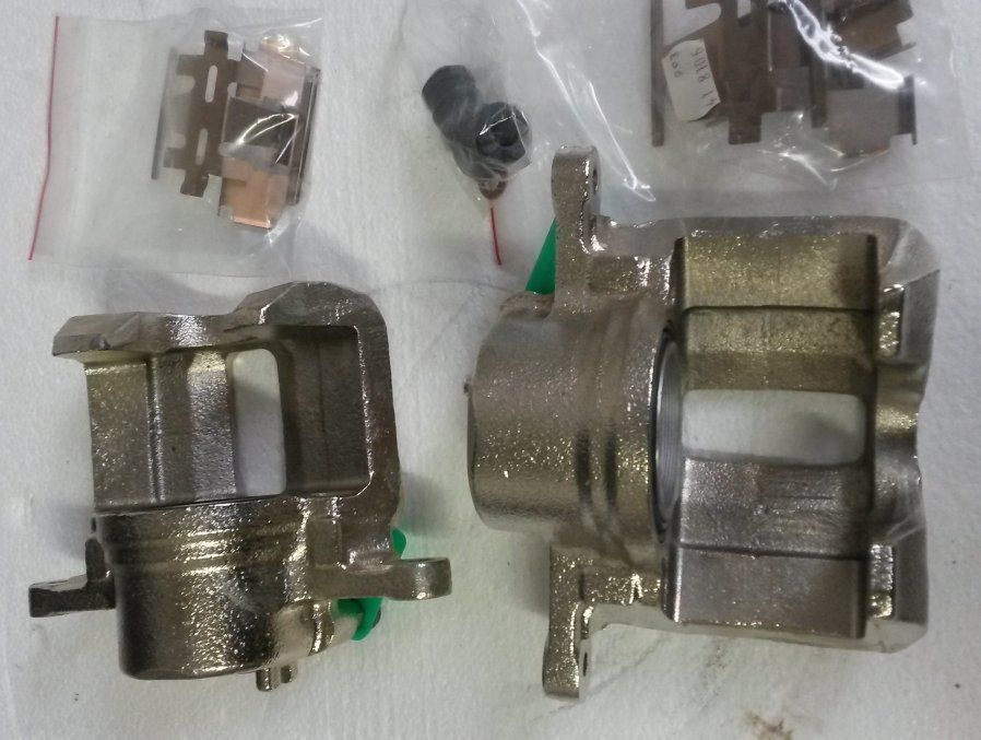 Honda Alle Autoersatzteile: Bremssattel-Kit  - Honda Accord, Legend – Neu und originalverpackt aus Ruswil von Braketec