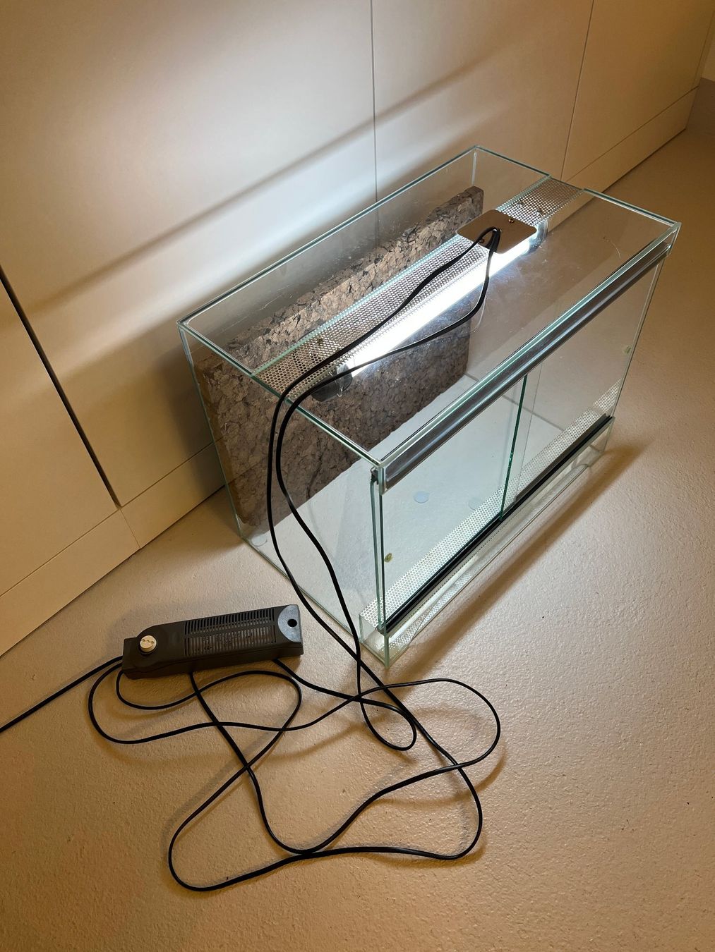 Terrarium: Terrarium B50xT30xH40cm – Gebraucht aus Hohenrain von Anirob 2