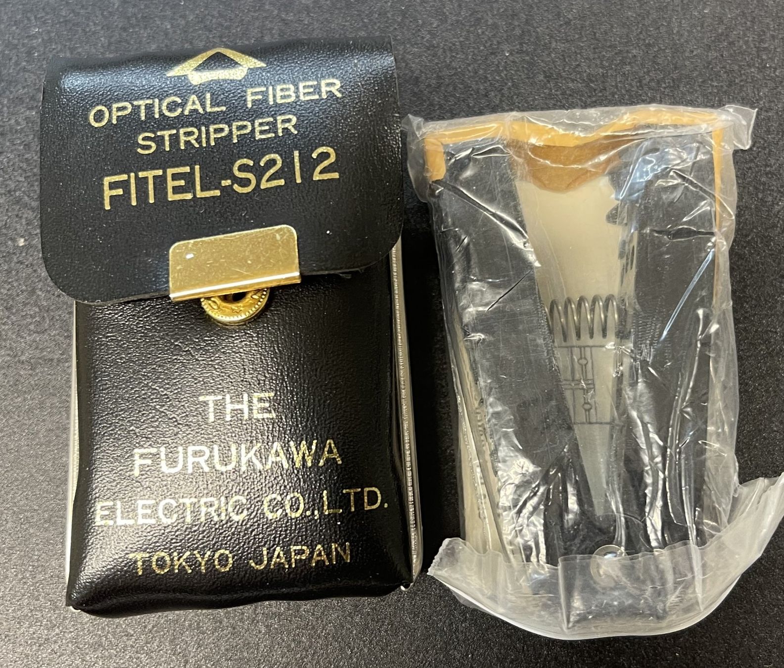Tous les outils: Optical Fiber Stripper - FITEL S212 – Neuf (Voir description) à Oftringen par Vucki 1
