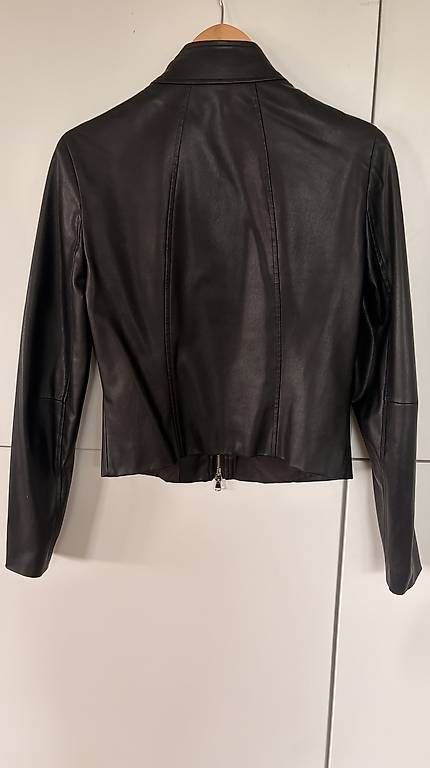 Patrizia Pepe Jacken: Patrizia Pepe Lederjacke Damen Gr. IT 42  schwarz, elegant – Gebraucht aus Bülach von Wogrinchristiane 2