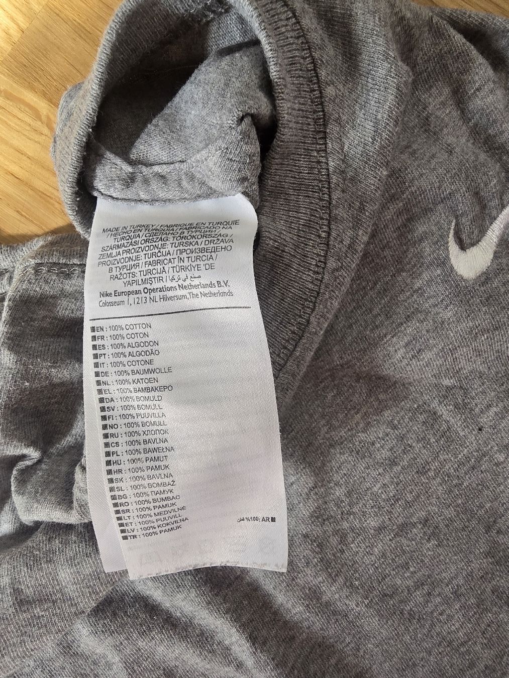 Nike T-shirt: Débardeur Nike gris taille S  – Usato da Mont-sur-Lausanne venduto da Didinho 2