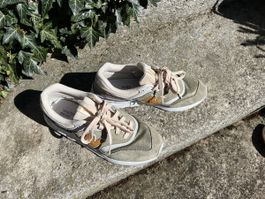New Balance 997H Schuhe Damen Oliv/Grösse 39 guter Zustand