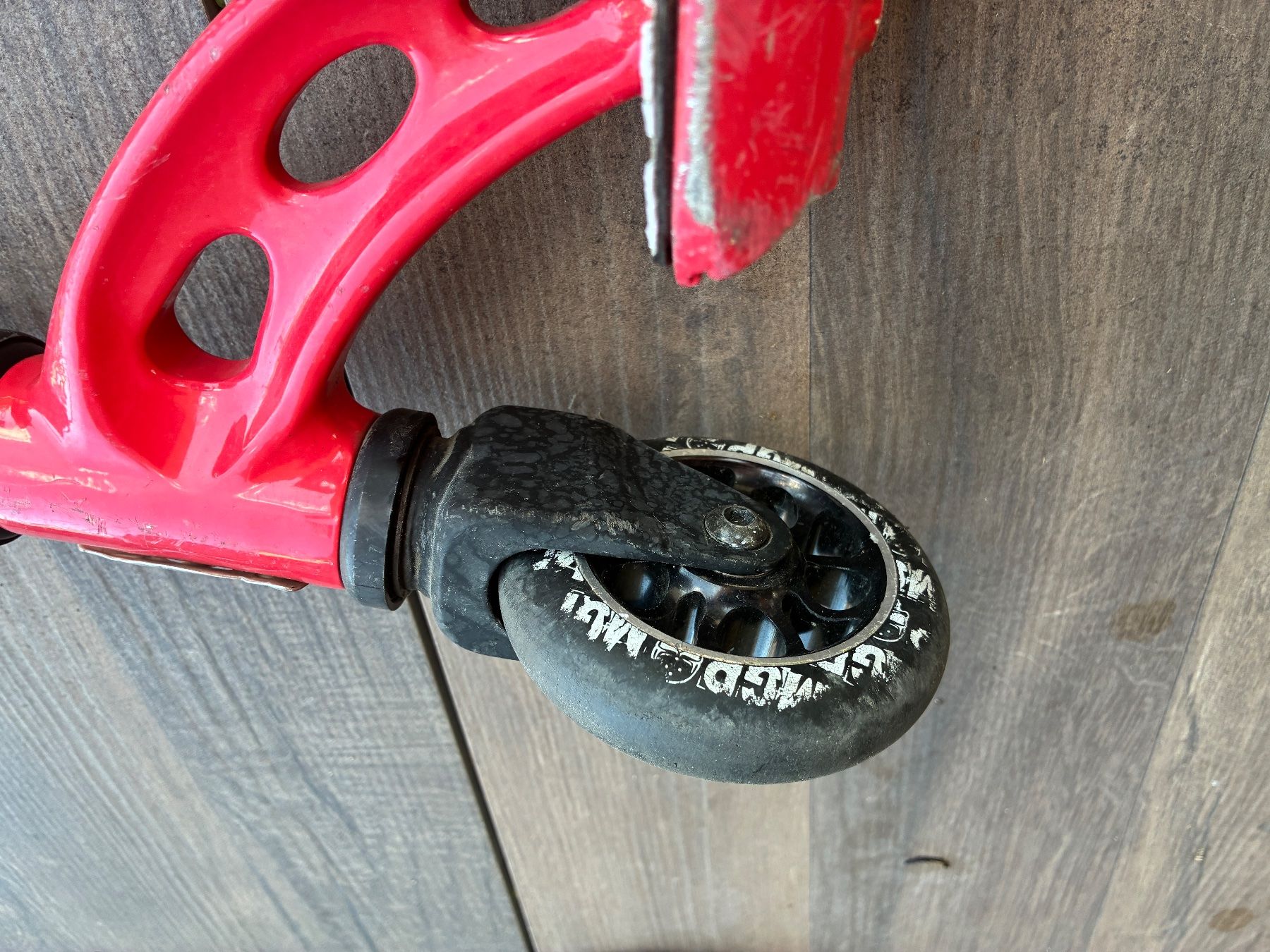Kickboard: Kickboard MGP kinder – Usato da Thalwil venduto da Tomtomtom3 3