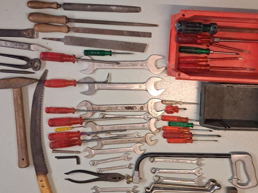 Tous les outils: Div. Werkzeug 50 teilig – D'occasion à Matzendorf par maxwin