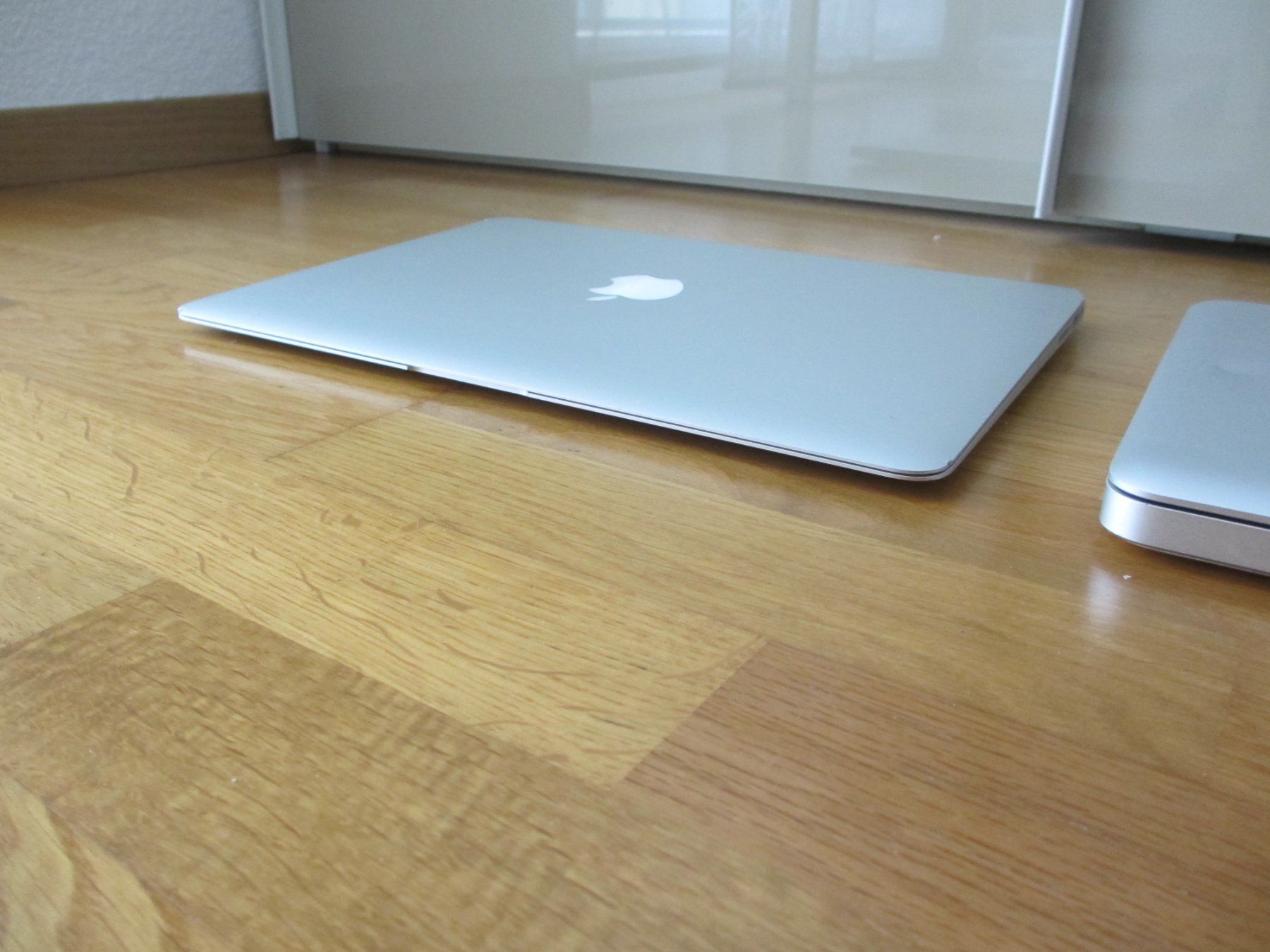 Apple Notebooks: MacBook Pro + MacBook Air – Defekt aus Sargans von Morisson1 1