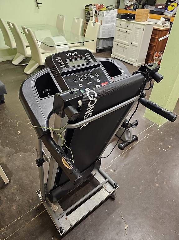 Vélos d'appartement: Gonser Laufband – D'occasion à Niedergösgen par 7591 3