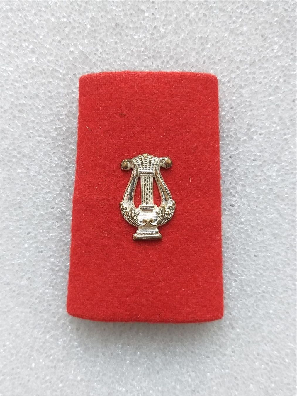 Placchette & Badge: Schulterpatte Militärmusik – Usato da Bauma venduto da SwissMilitaria
