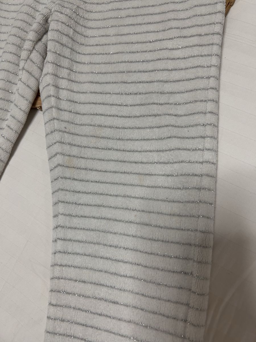 Okaidi Pantalons: Pantalons rayures argentées taille 116cm  – D'occasion à Carouge GE par Emilynette 3