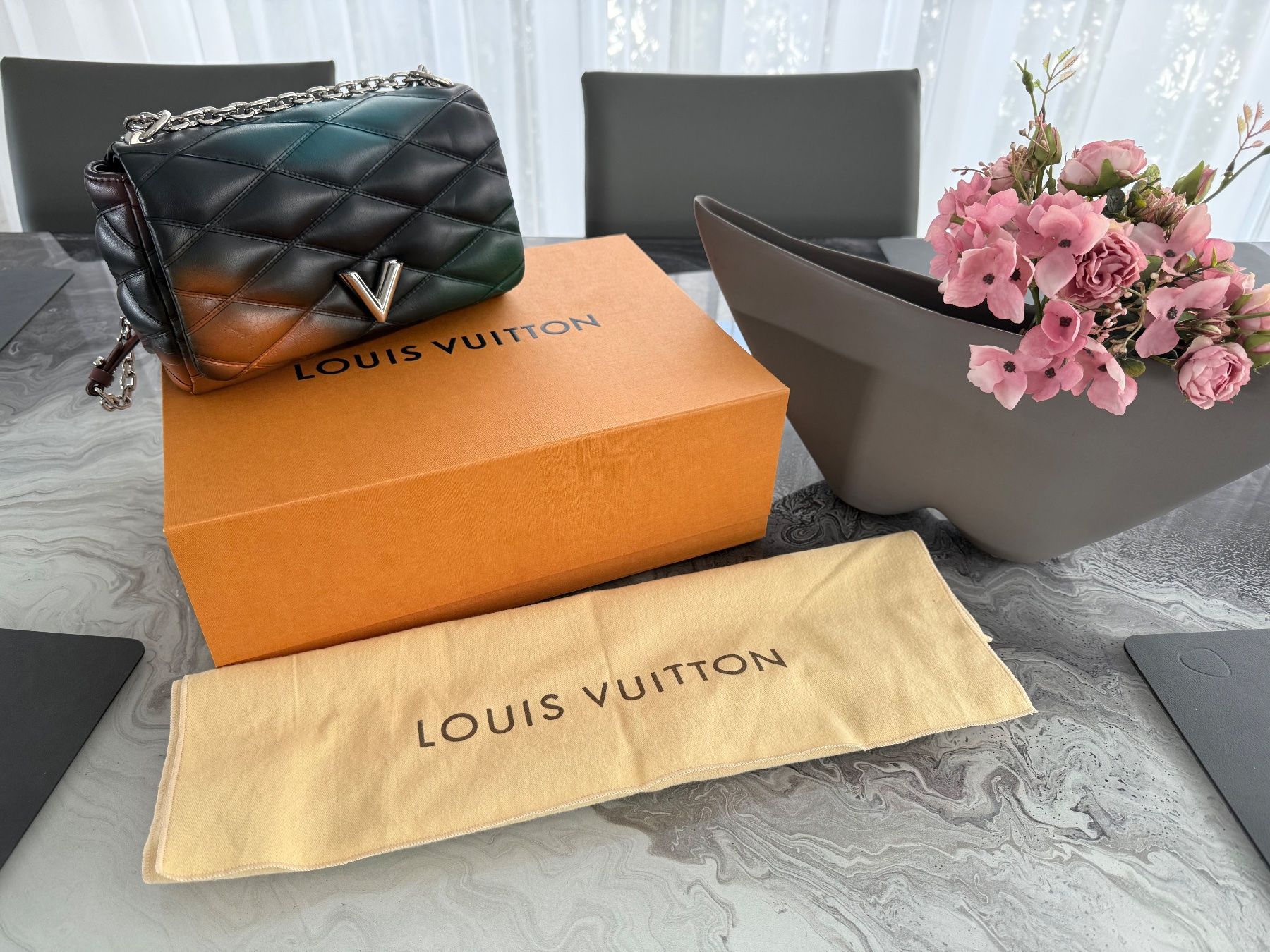 Louis Vuitton Borse da donna: Louis Vuitton Quilted Leather GO 14 Twist – Nuovo e nell'imballaggio originale da Buchs-ZH venduto da Frauenkleidermarkt 1