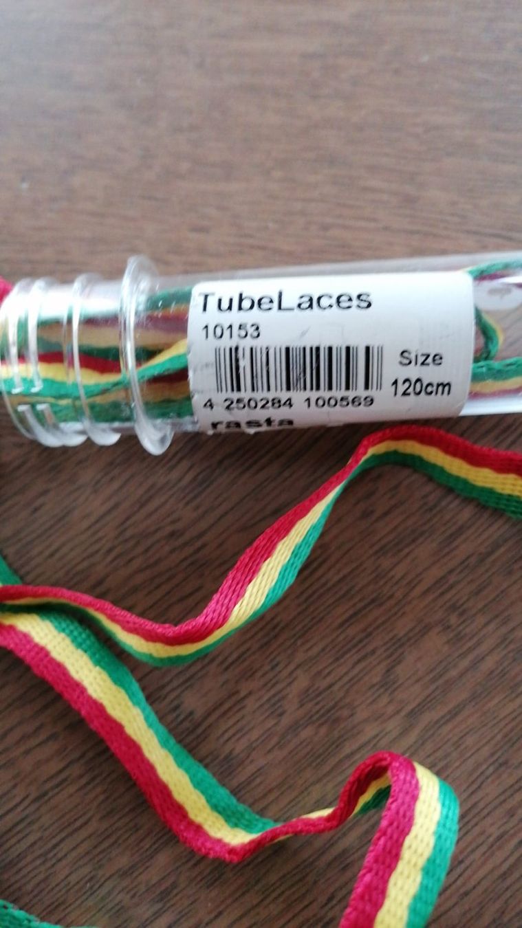 Dekobänder: Farbige Schuhbändel 3 Stück Rasta - Look – Neu und originalverpackt aus Grächen von Hel7890 3