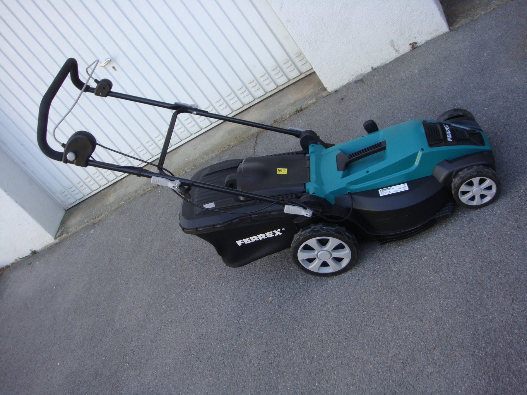 Ferrex Tondeuses à gazon: Elektro Rasenmäher Ferrex – D'occasion à Wetzikon ZH par Nenuco88 3