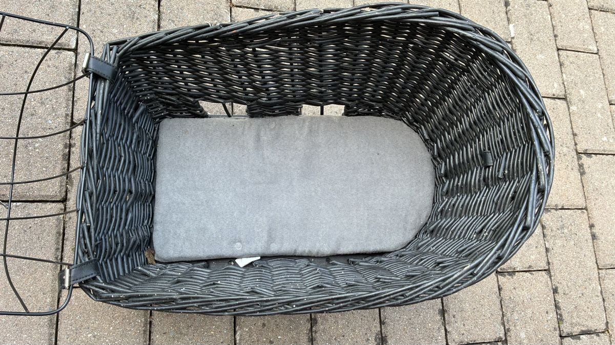 Altro per la casa: Black Wicker Bicycle Basket with Cage Used – Usato da Adliswil venduto da geo07 3