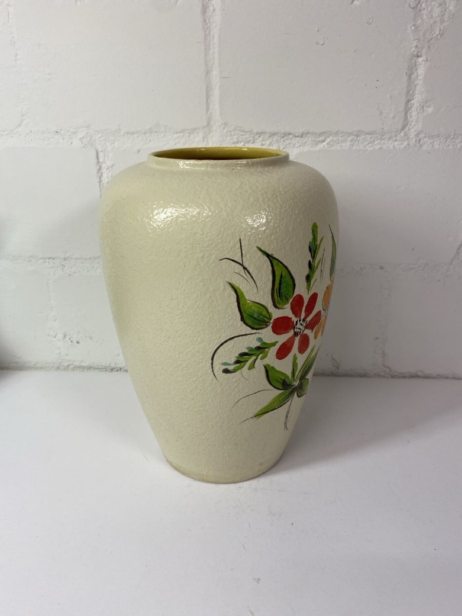 Vasen & Gefässe: Keramik Vase beige mit Blumenmuster  gebraucht – Gebraucht aus sursee von trilli-tralli 6